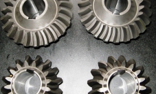 Milling and slotting of bevel gears